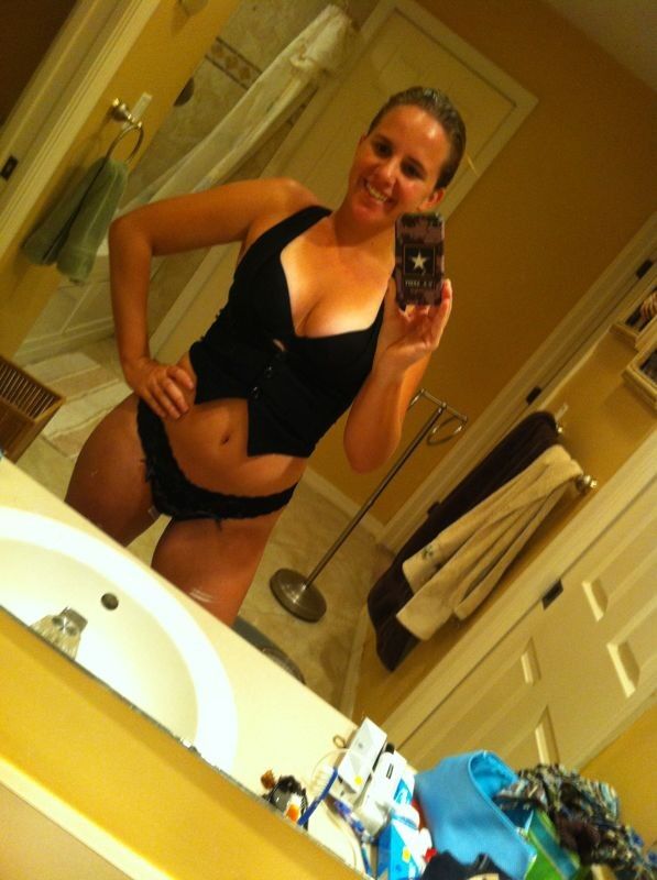 Free porn pics of Tanlined Selfshot Milf 21 of 39 pics