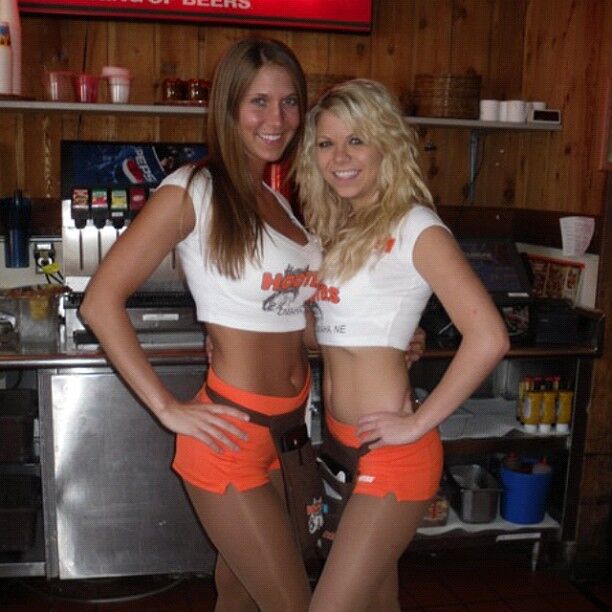 Free porn pics of huge tits hooters babe 5 of 59 pics