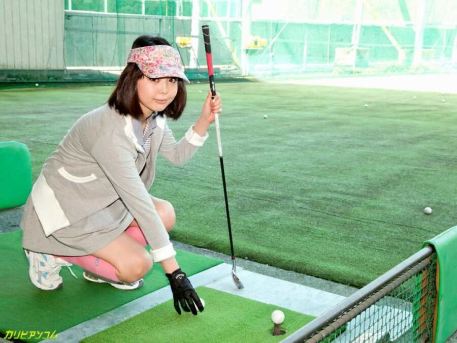 GOLF LESSON AT HOME (JAPAN) 3 of 40 pics