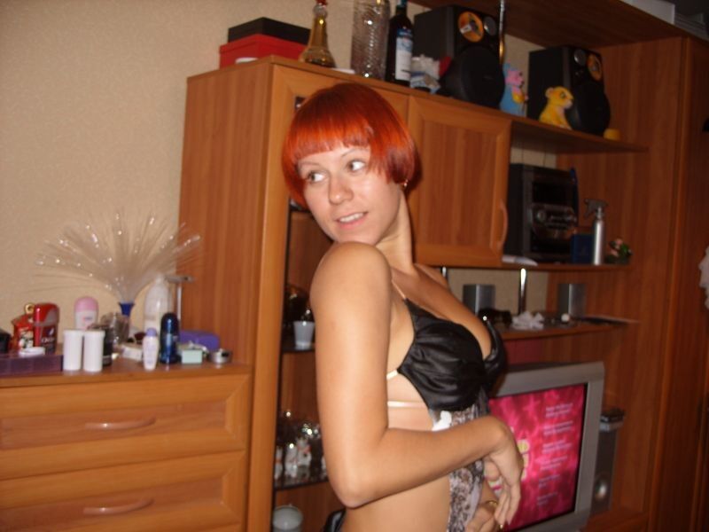 Free porn pics of Die Freundinnen der blonden Russen-Sau (NN) 12 of 38 pics