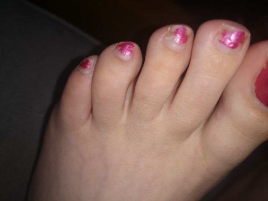 Free porn pics of Girlfriends Sleeping Feet ( toenails need painting lol) 12 of 19 pics