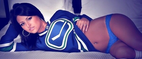 Free porn pics of Vancouver Canucks girls 23 of 45 pics
