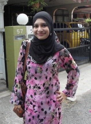 Malay mami tudung hijab and slutty tight body 14 of 27 pics