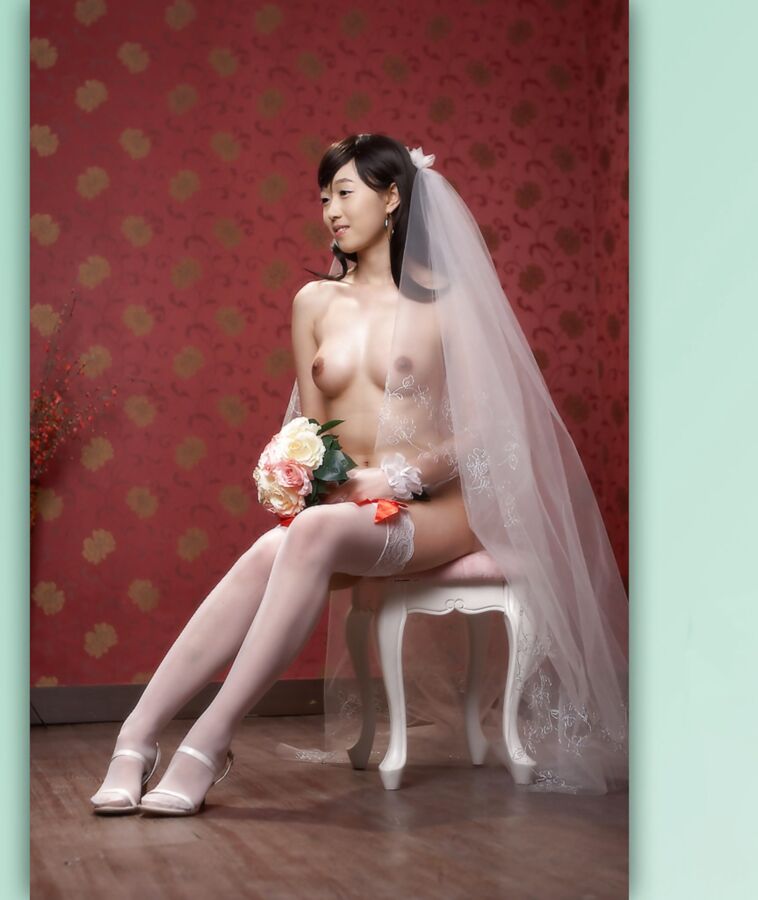 Korean bride photoshoot 6 of 34 pics