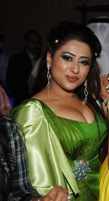 Shaima girl from Bahrain - tribute please  2 of 4 pics