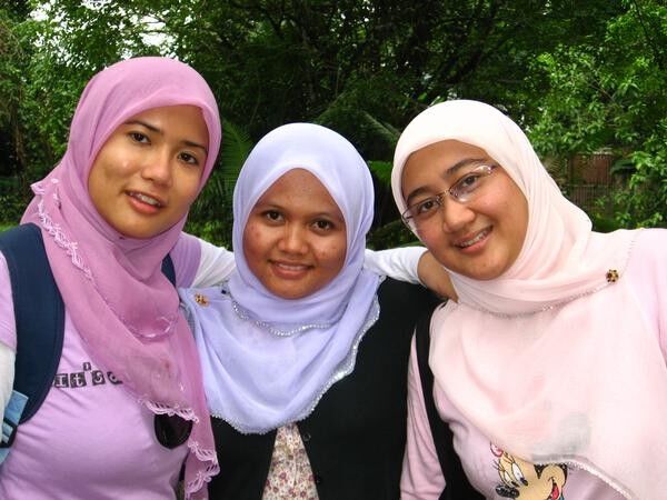 Hijab Asian Indo Girls II  6 of 47 pics