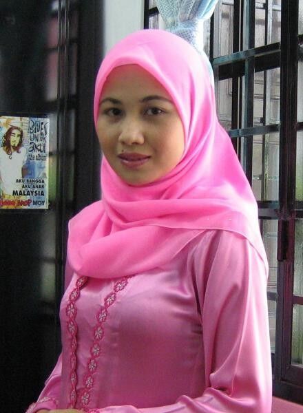 Hijab Asian Indo Girls II  13 of 47 pics