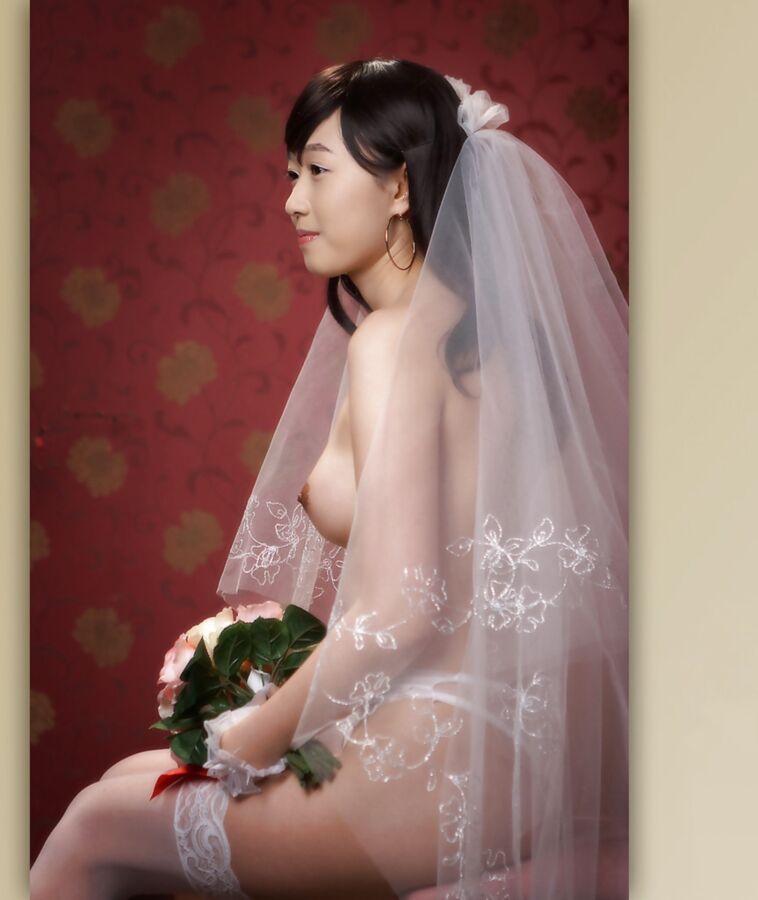 Korean bride photoshoot 12 of 34 pics