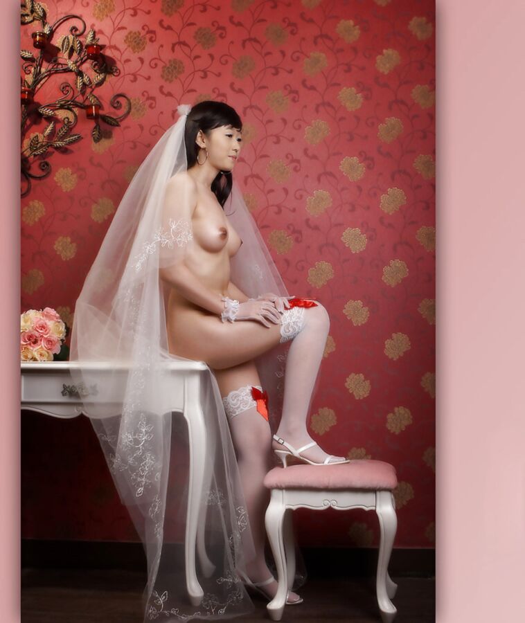 Korean bride photoshoot 21 of 34 pics