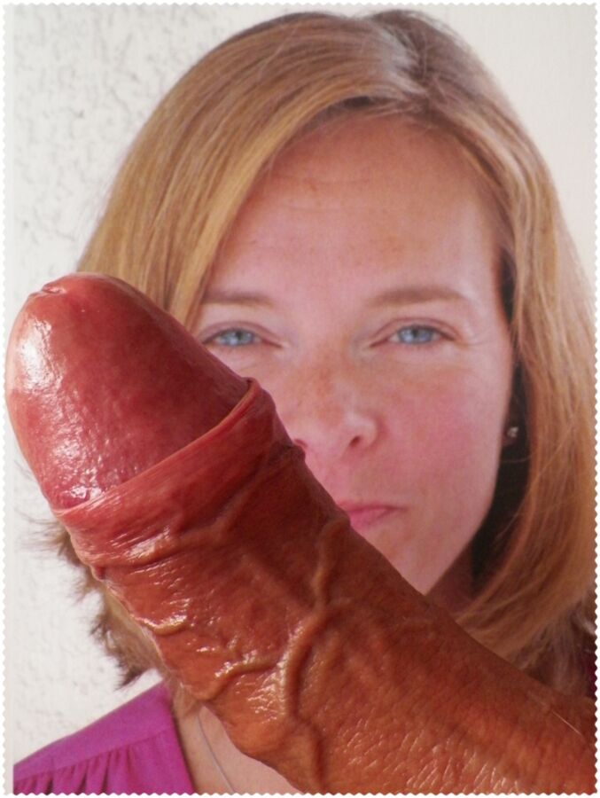 good wifey Cheryl, show how you worship my big cock 2 of 8 pics