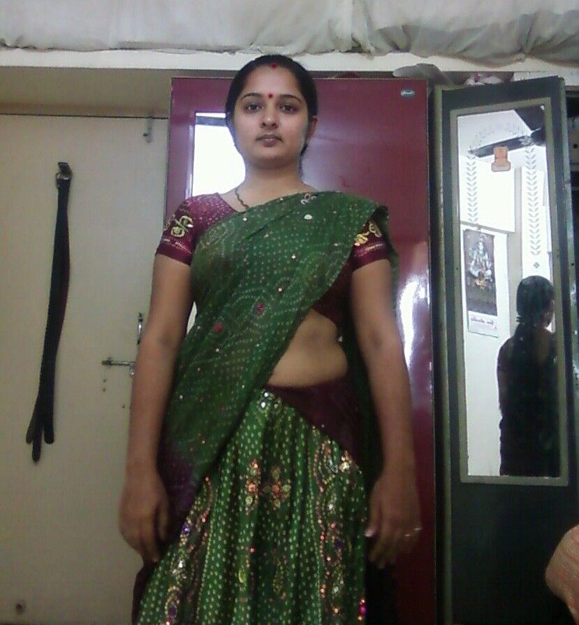 Free porn pics of Indian Mangala aunty is ready to undress in front of you 2 of 49 pics