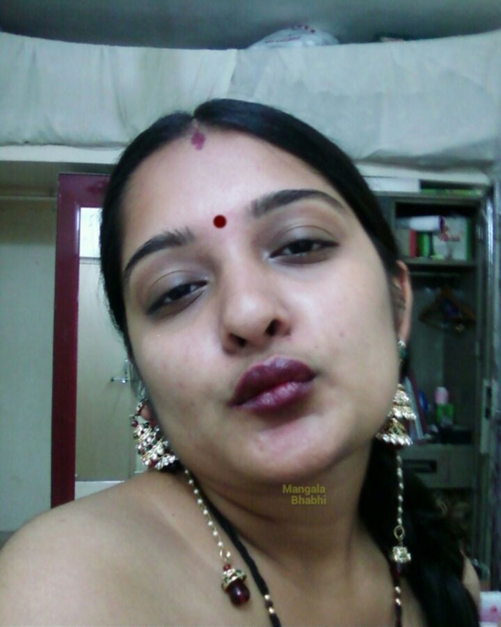Free porn pics of Indian Mangala aunty is ready to undress in front of you 17 of 49 pics