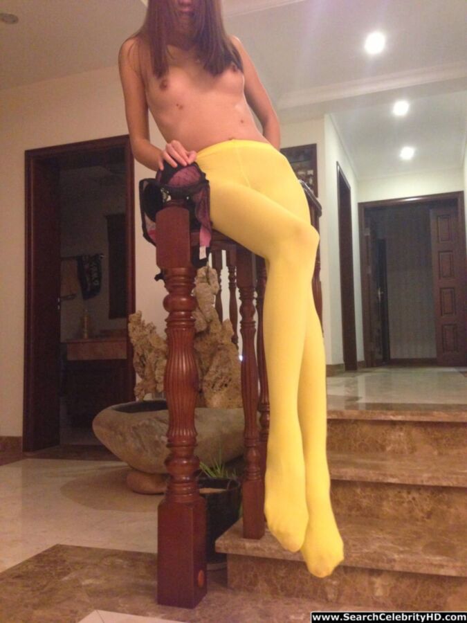 Chinese Model Lee LingYue Yellow Pantyhose Leaked Naked Photos 13 of 38 pics