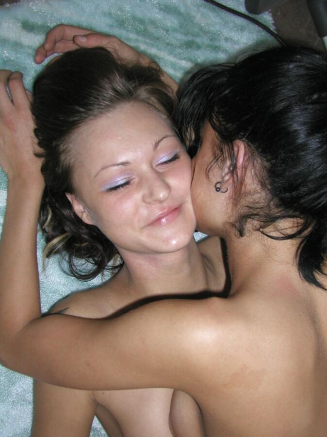 Free porn pics of Ameteur pierced lesbian teen  17 of 114 pics