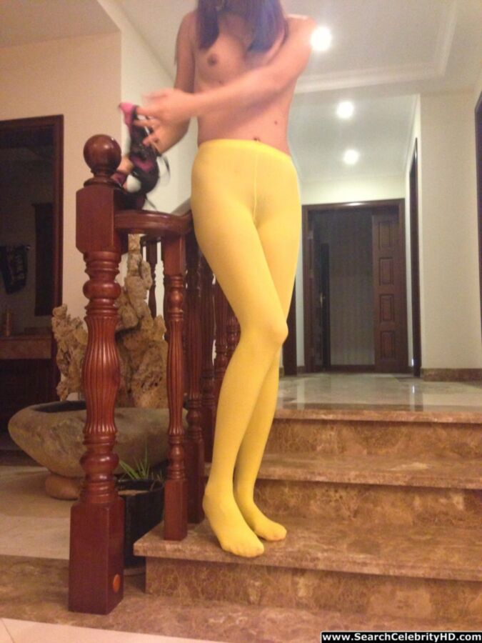Chinese Model Lee LingYue Yellow Pantyhose Leaked Naked Photos 12 of 38 pics