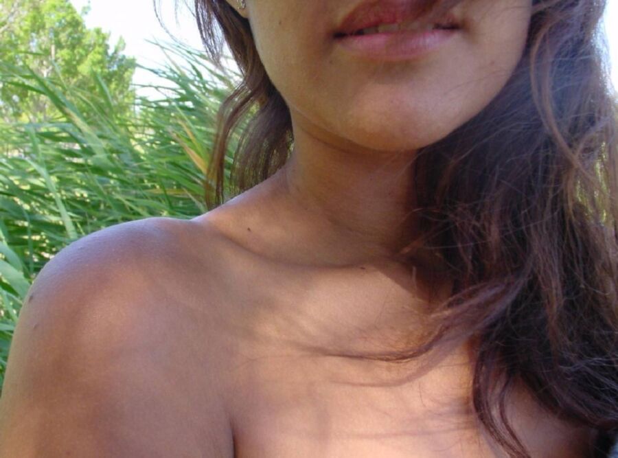 Free porn pics of Unbelievable rack on this latina 5 of 40 pics