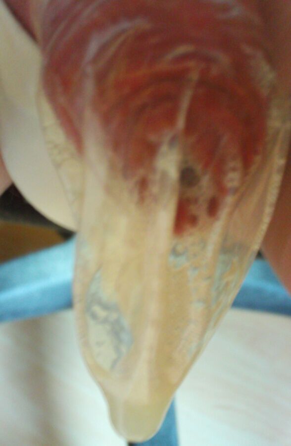Free porn pics of Re using a cummy condom 6 of 31 pics