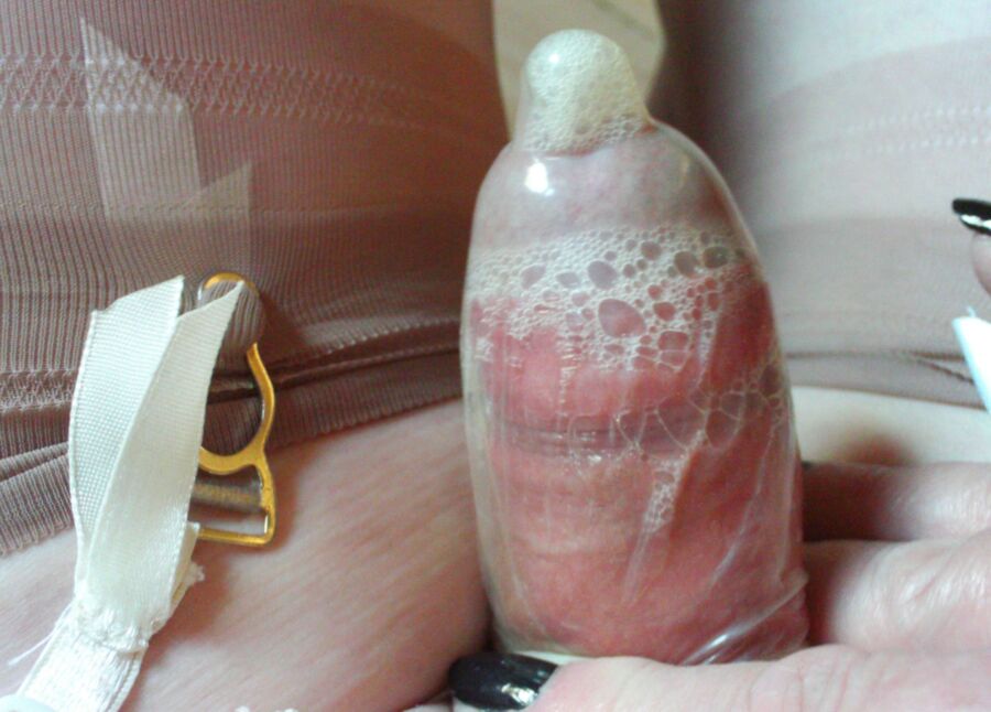 Free porn pics of Re using a cummy condom 2 of 31 pics