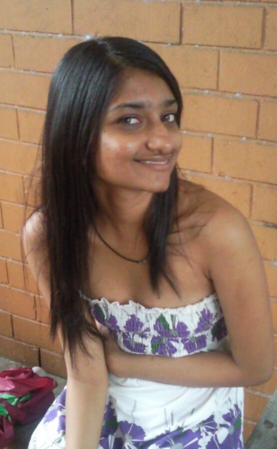 INDIAN MALAY HOTTY 7 of 7 pics