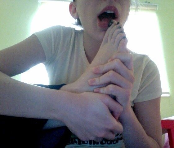 Girls Licking Other Girls Toes