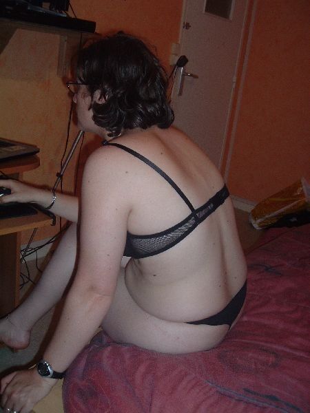 Girlfriend Posing on Bed 1 of 28 pics