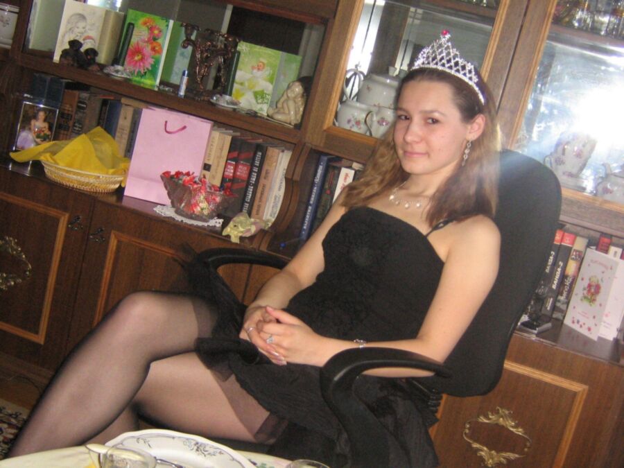 Russian Teen In Pantyhose 4 of 30 pics