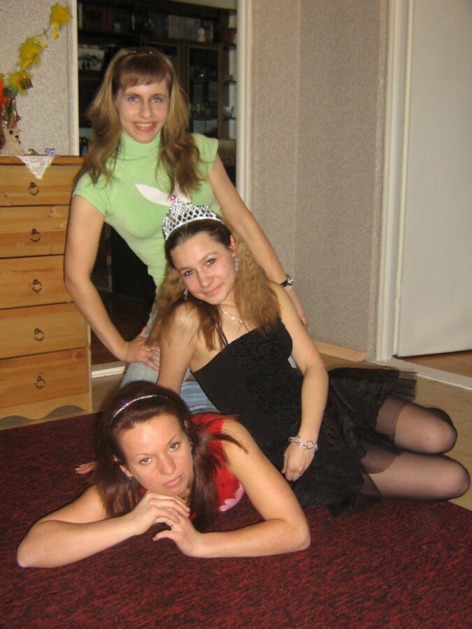 Russian Teen In Pantyhose 10 of 30 pics