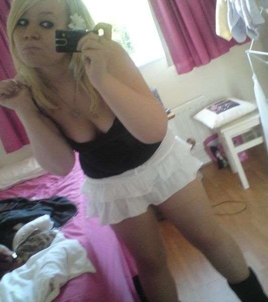 uk girl i hav cammed with 4 of 10 pics