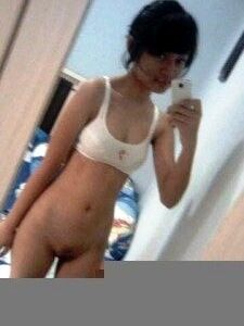 LOVELY INDONESIAN NUDE TEENS 11 of 48 pics