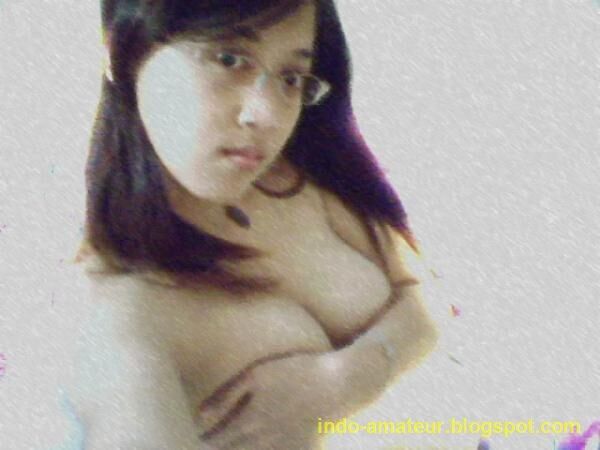 Hot Indo Amateur Archive 9 of 96 pics