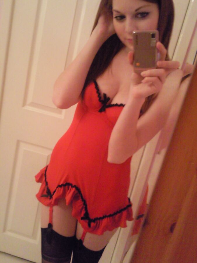 uk selfshot teen forgot to delete these pics from her memory car 20 of 71 pics