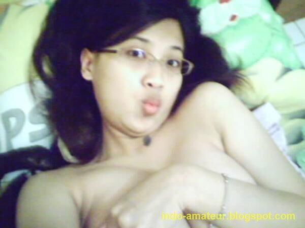 Hot Indo Amateur Archive 24 of 96 pics