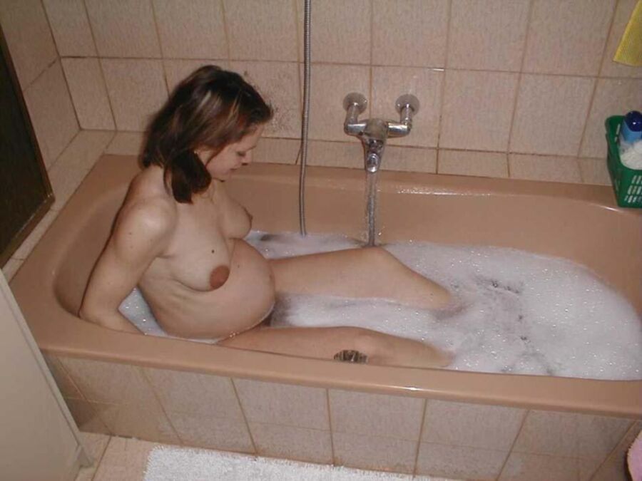 Free porn pics of Pregnant Amateurs In The Bath 6 of 48 pics