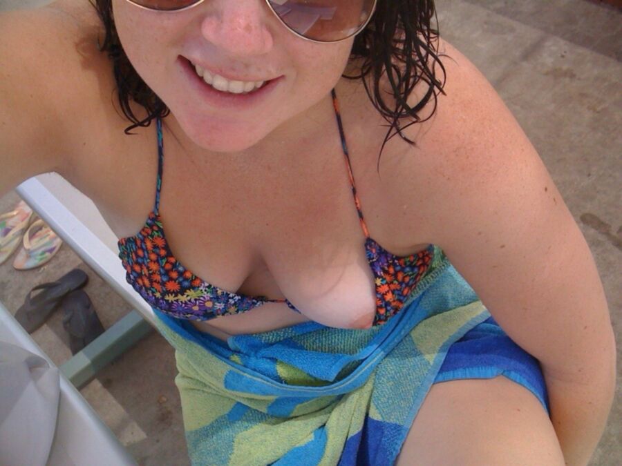 Free porn pics of Real amateur Aussie girls 8 of 50 pics