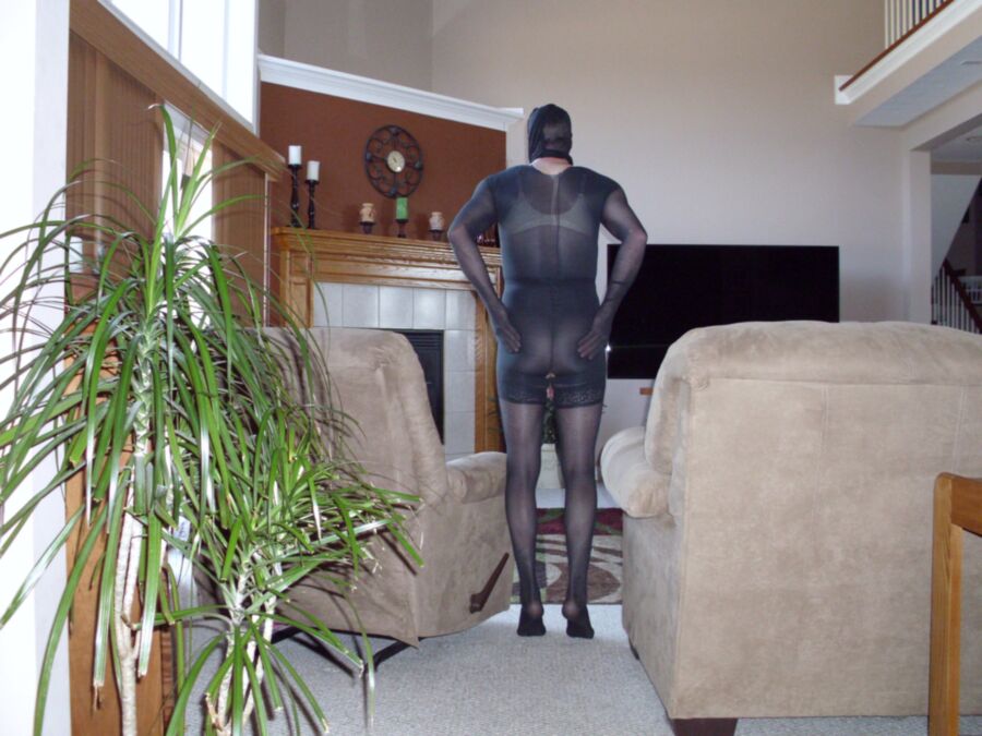 Free porn pics of black pantyhose encasement 18 of 20 pics