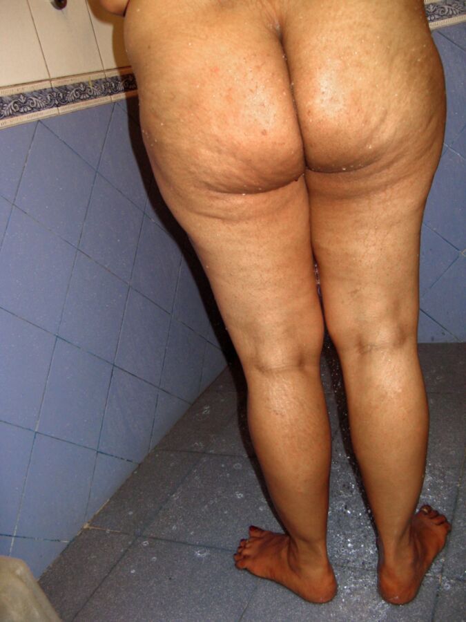 Amateur Indian wife showering her chubby body 3 of 8 pics