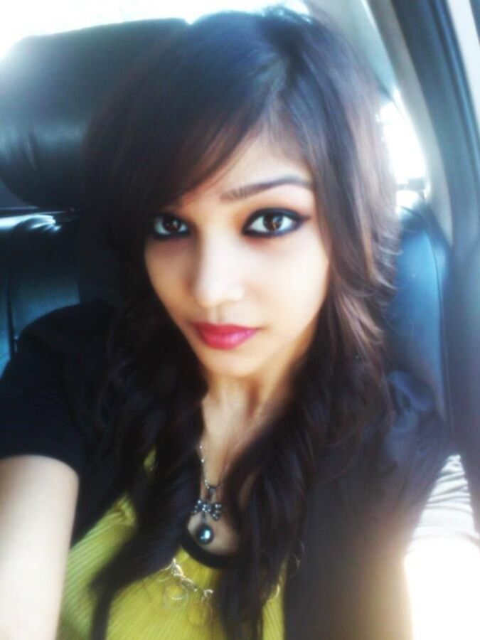 Cute Indian Girls 12 of 57 pics
