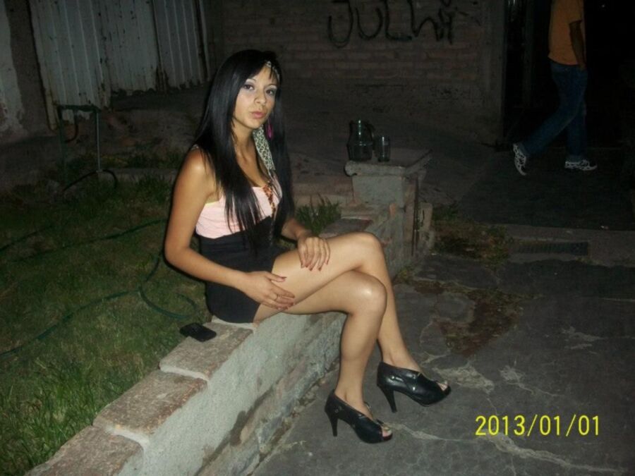 hot chica nenas latinas sexy legging pantyhose heels 6 of 32 pics