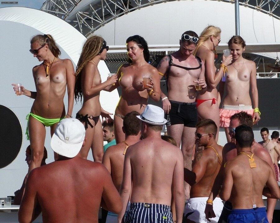 More Amateur Beach wives and sluts 14 of 34 pics