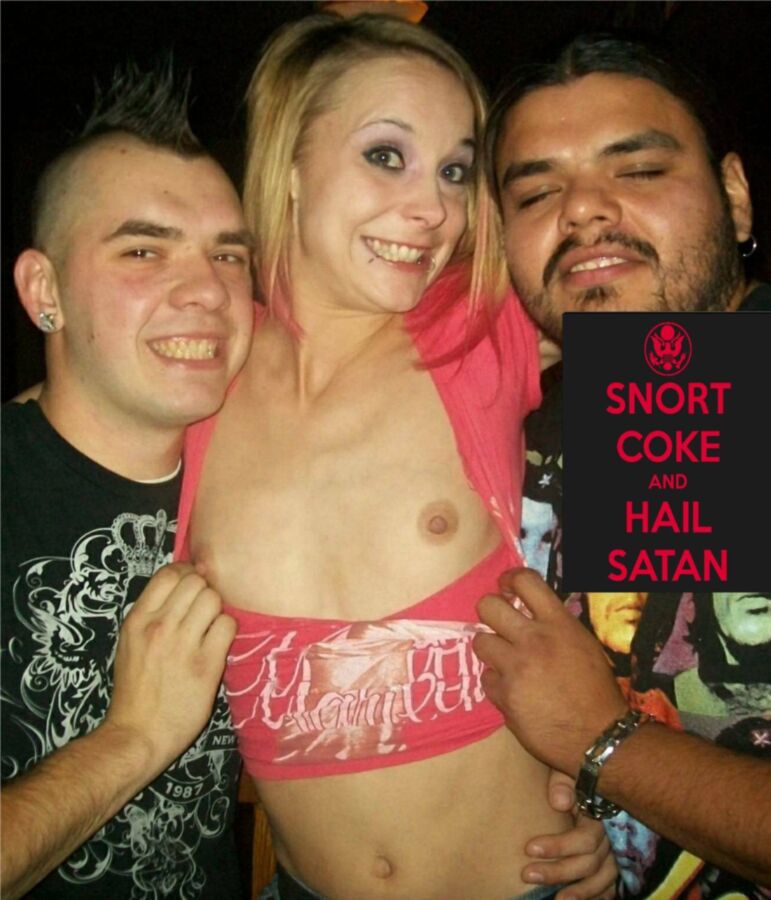 Coke Whore 11 of 12 pics