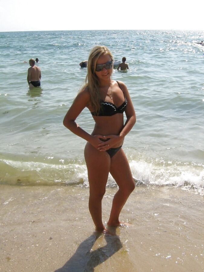 Free porn pics of teens at the beach 20 of 71 pics