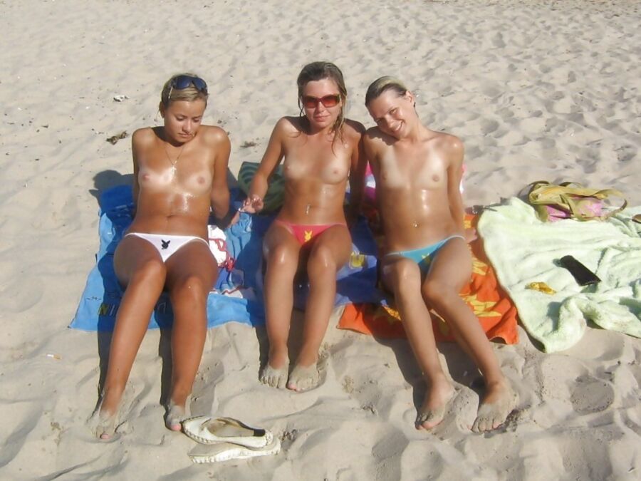 Free porn pics of teens at the beach 21 of 71 pics