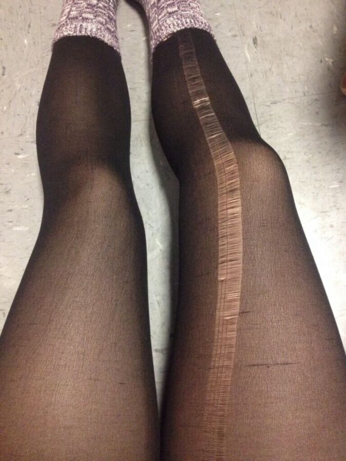 Free porn pics of Ripped torn laddered tights pantyhose nylons leggings 16 of 28 pics