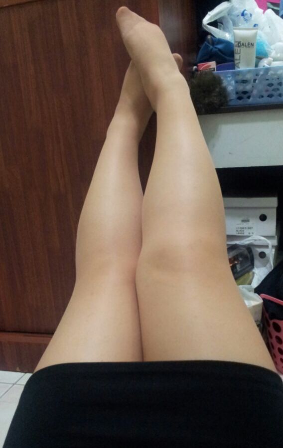 Girl Shows Her HUGE Pantyhose / Tights collection (FEET) 18 of 84 pics