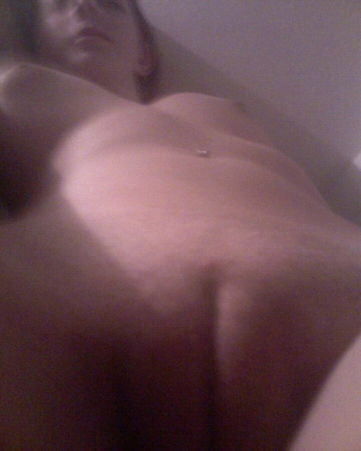 sexy blonde ex girlfriend nude pics free photos saxy nude pakistani college girls