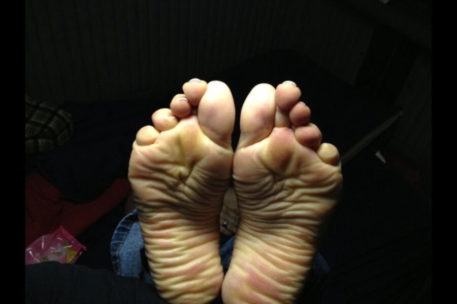 Latina feet soles porn apologise Latina feet soles porn