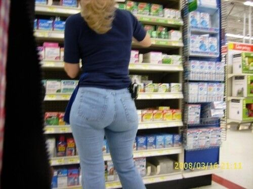 Free porn pics of BIG BUTTS IN TIGHT JEANS! 13 of 51 pics