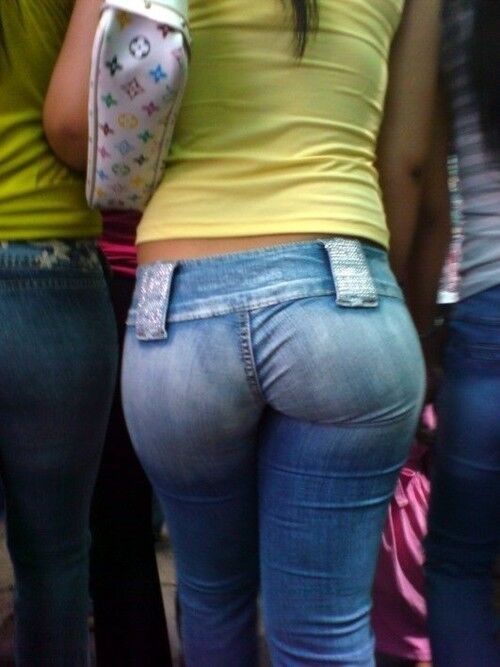 Free porn pics of BIG BUTTS IN TIGHT JEANS! 7 of 51 pics