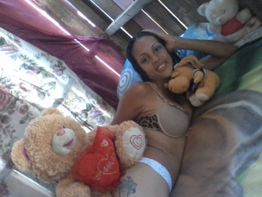 Free porn pics of Brazil Facebook Teens 11 of 100 pics