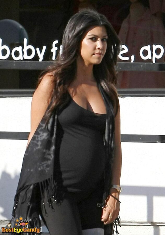 Free porn pics of Kourtney Kardashian (pregnant) 4 of 29 pics